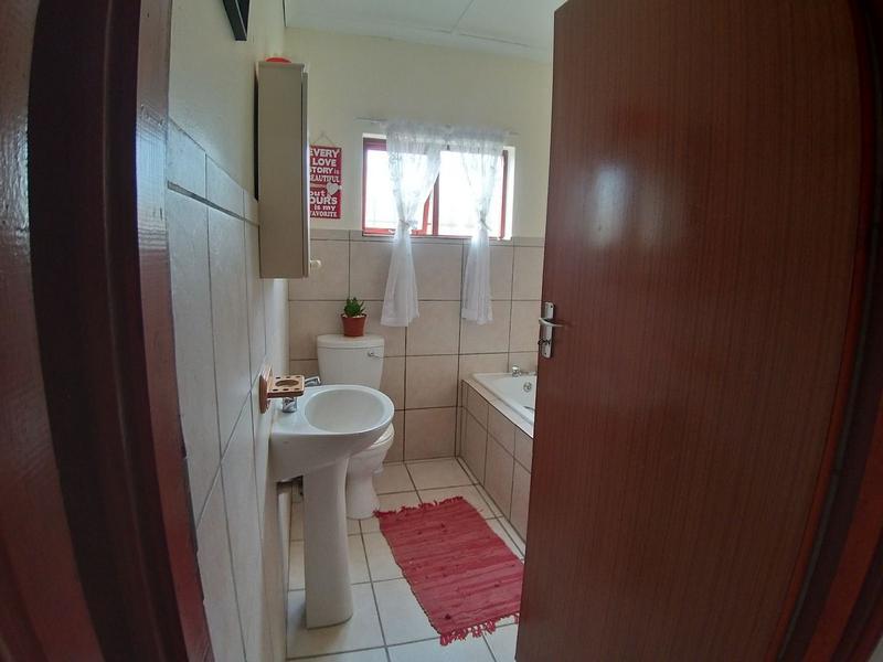 To Let 3 Bedroom Property for Rent in Oatlands North Eastern Cape